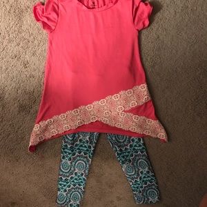 Girls outfit size 5/6